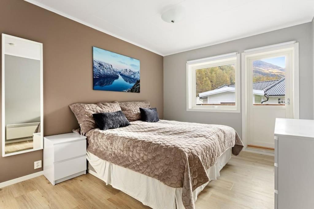 Fint Hus I Flam Villa Aurland Exterior photo