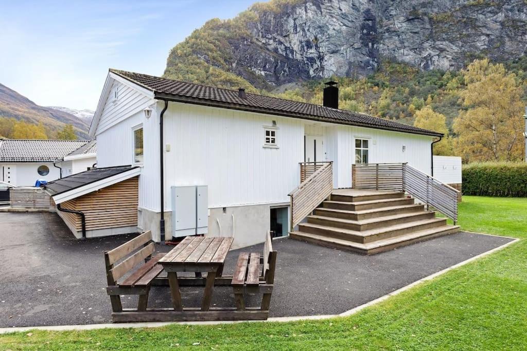Fint Hus I Flam Villa Aurland Exterior photo